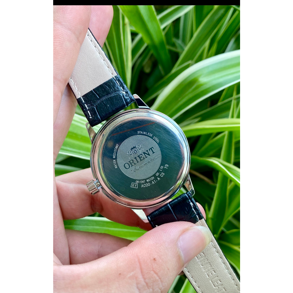 Đồng Hồ Nam Orient dây da Star AV 05E Máy Pin Kim Trôi Với Phong Cách Đơn Giản Mà Lịch Sự