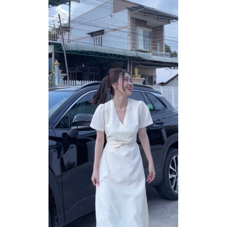 Đầm váy dáng dài cô v eo xoắn