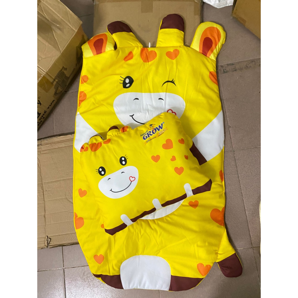 THẢM VÀ GỐI CHO BÉ QUÀ TẶNG SỮA GROW
