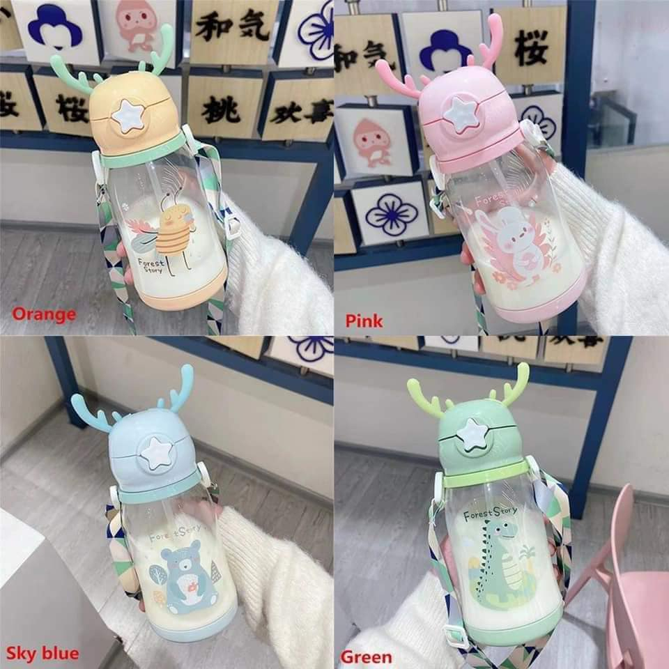 Bình nước ống hút trẻ em 450ml, bình cho bé hình sương miện dễ thương có dây đeo tiện lợi an toàn