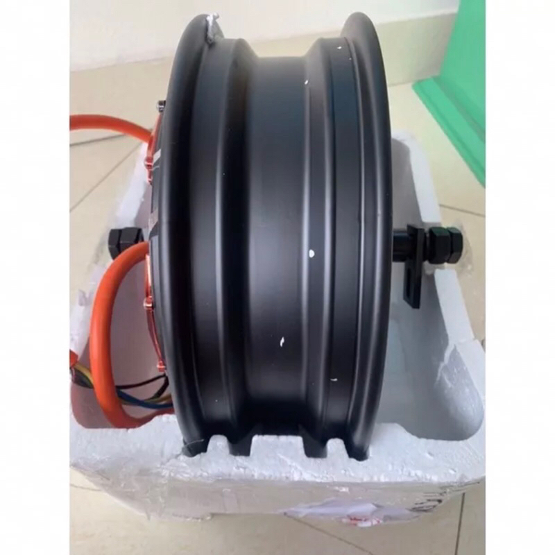 Động Cơ QS 3kv4 3000w v4 vành 12 kèm lốp cho xe máy điện