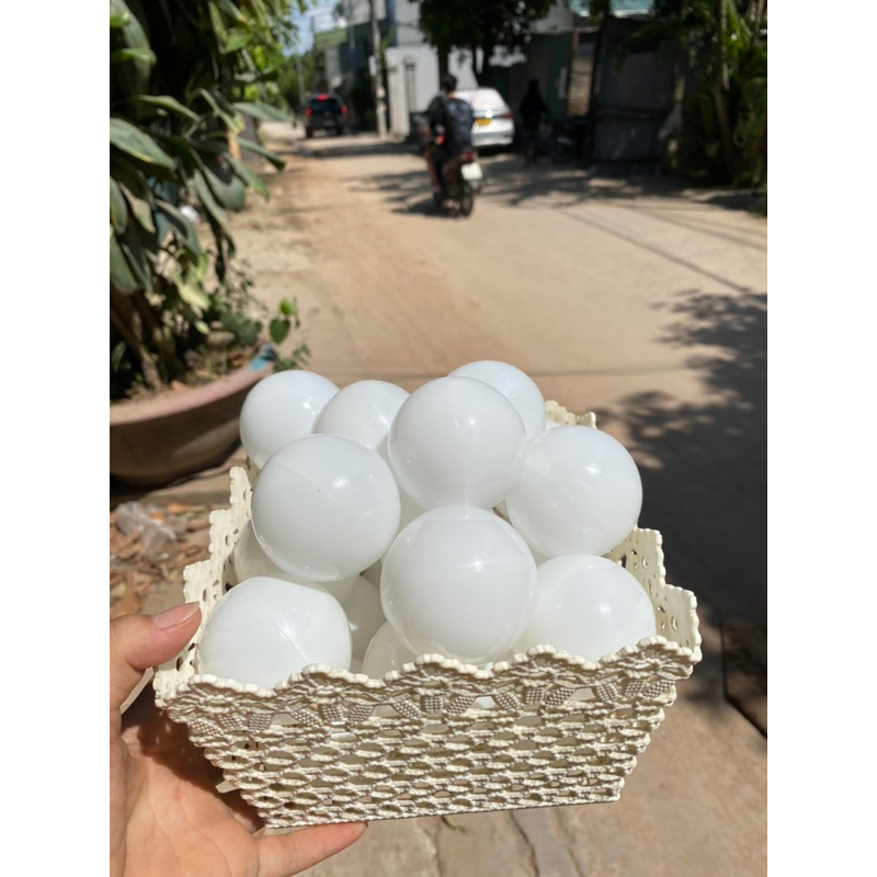 Bóng nhựa cho bé, bóng nhựa decor chụp ảnh,sự kiện tông màu trắng xám nhựa cao cấp sz 5,5cm