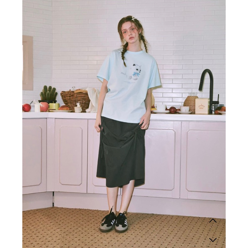 Áo phông tee RONRON sale off 80%