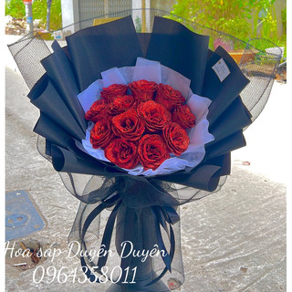 Bó hoa 12 bông kèm thiệp xinh