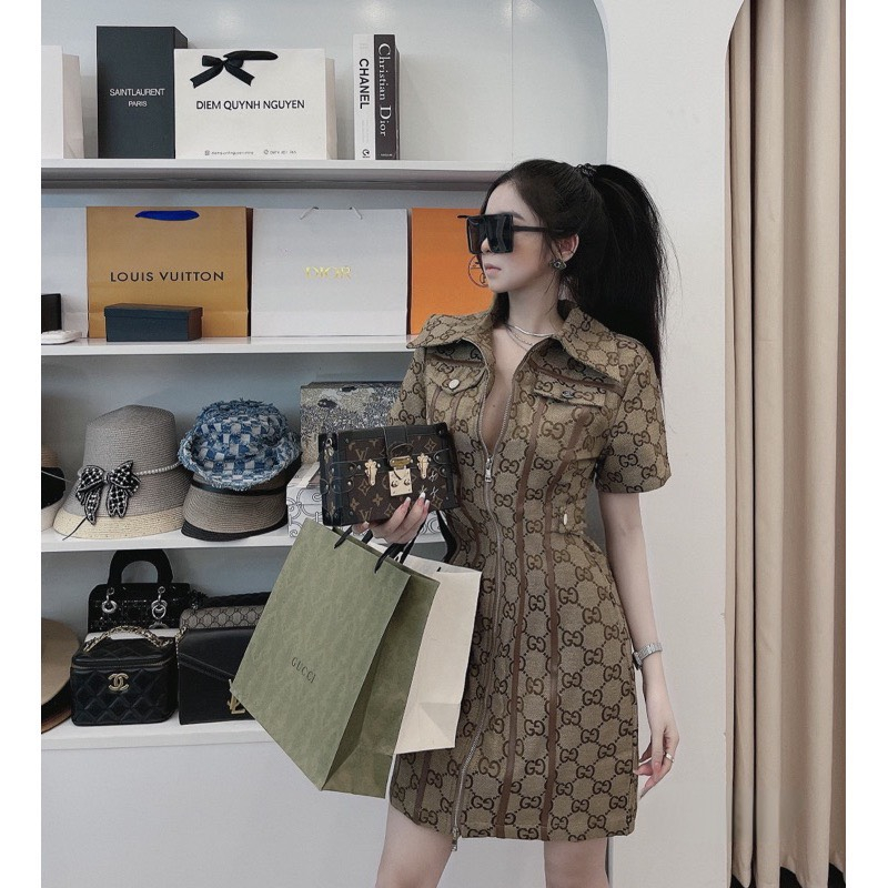 Váy Liền LV Có Cổ Tay Ngắn Tôn Eo