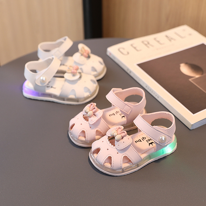 Sandal Tập Đi Bé Gái Nơ Xinh Có Đèn Led Nhấp Nháy Đế Mềm