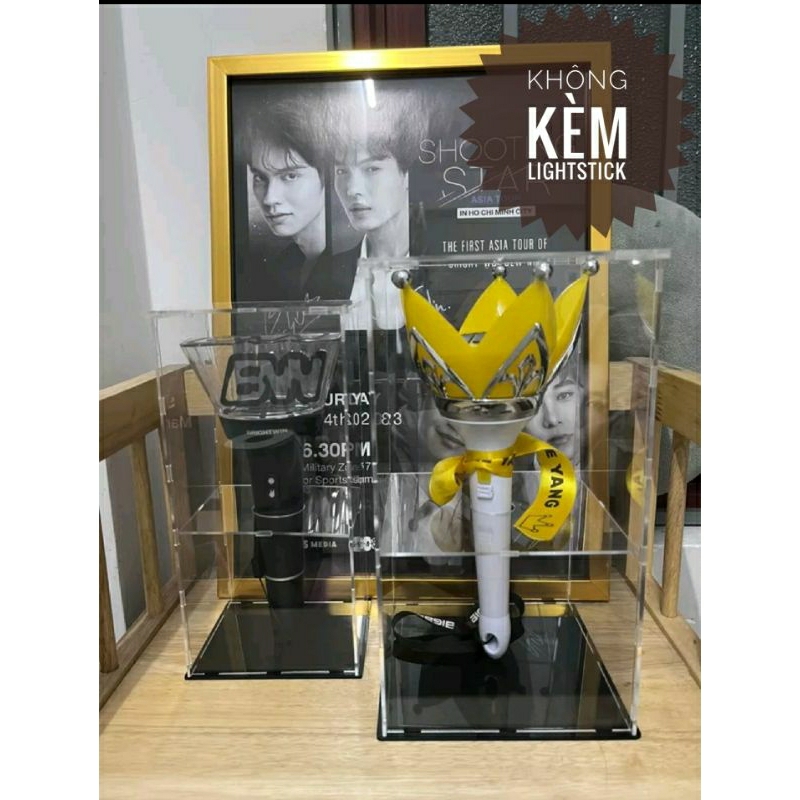 Hộp mica trưng bày - không kèm Lightstick, không kèm đá màu