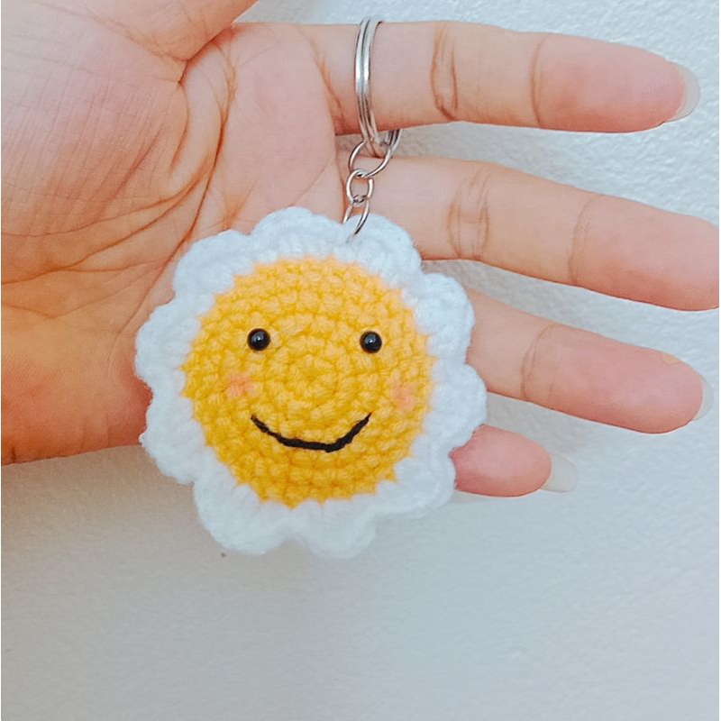 Móc khóa hoa mặt trời bằng len