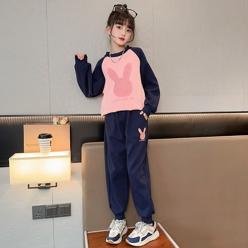 Set quần áo thu đông mẫu "GIRL" 14-45kg. Thiết kế xinh xắn, đáng yêu dành cho bé gái. Hàng may kỹ.