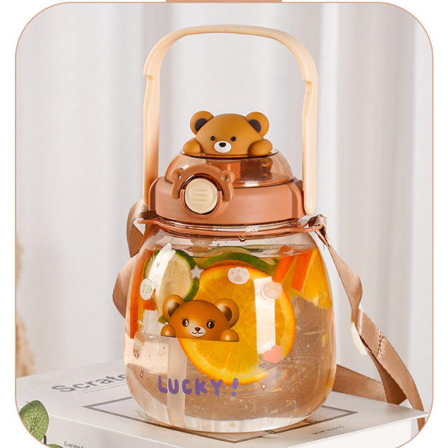 Bình Nước Bụng Lớn Gắn Charm Hoạt Hình 1200ML