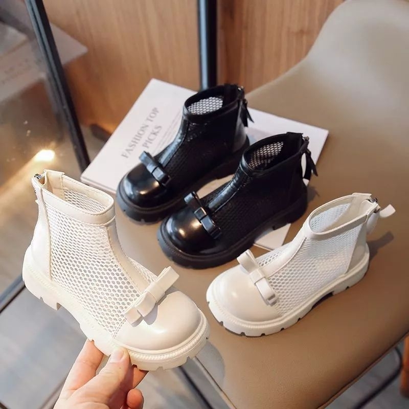 Bốt phối lưới bé gái