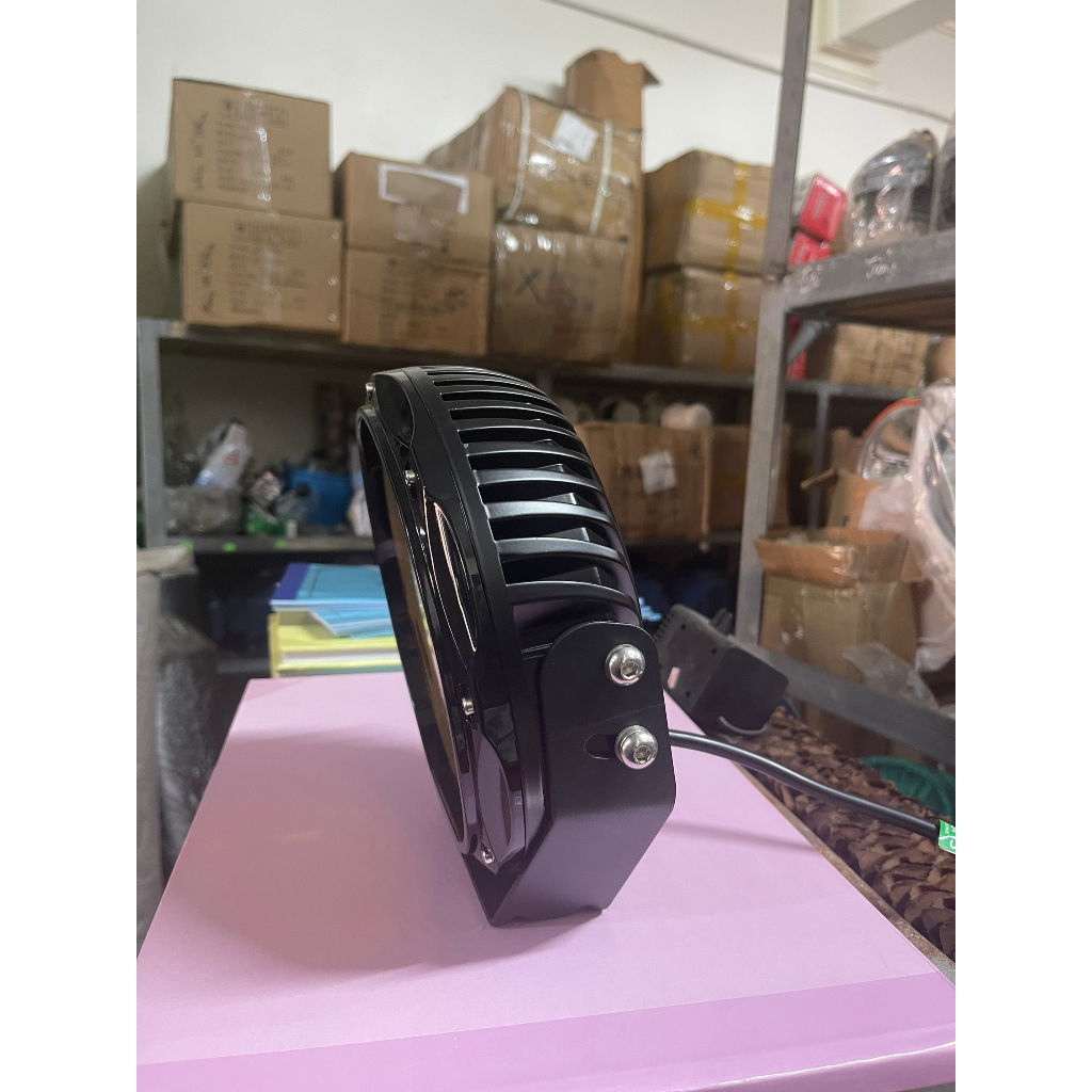 Đèn pha led chiếu luồng dùng cho tàu sông điện 12v/24v 150W
