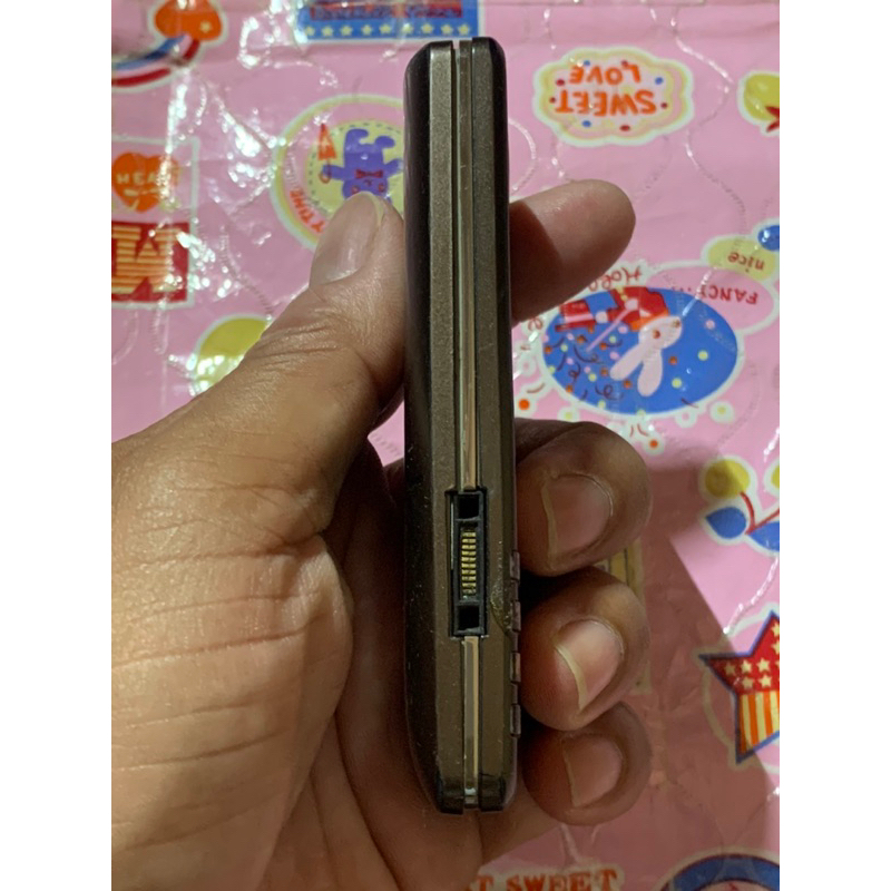 Điện thoại sony k770i hiếm