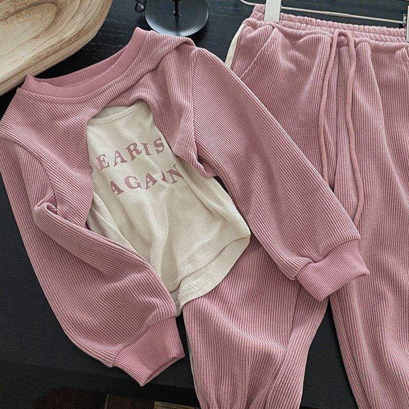 Set  3 chi tiết nhung tăm kèm áo trong dễ thương bé gái