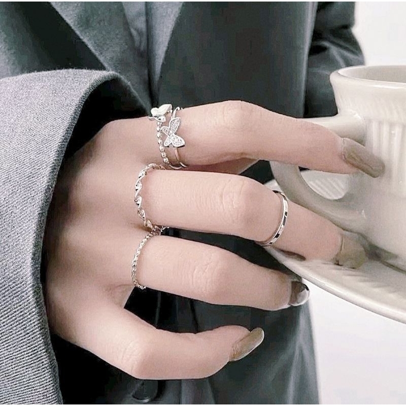 Set 4 Nhẫn Hở Kim Loại Hình Bướm Thời Trang Thanh Lịch