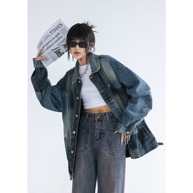 Áo Khoác Jean Denim dáng rộng pha màu hoạ tiết chữ thêu phong cách retro nam nữ