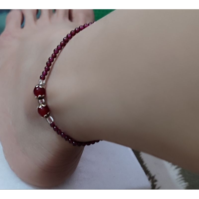 Lắc chân hồng lựu