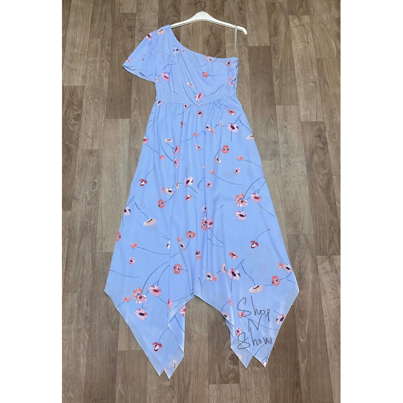 SALE ĐẦM MIDI LỆCH VAI IN HOA