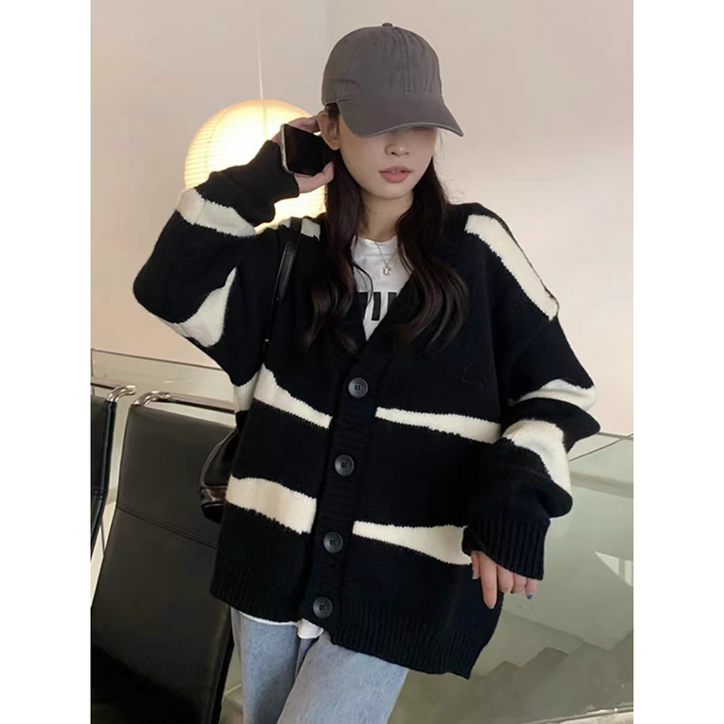 Cardigan nữ đen trắng ngựa vằn form rộng dáng dài chất len dày mịn Quảng Châu BUNNY deliz | BigBuy360 - bigbuy360.vn