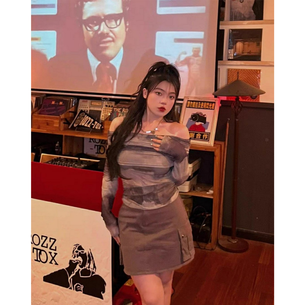 Áo trễ vai dài tay
