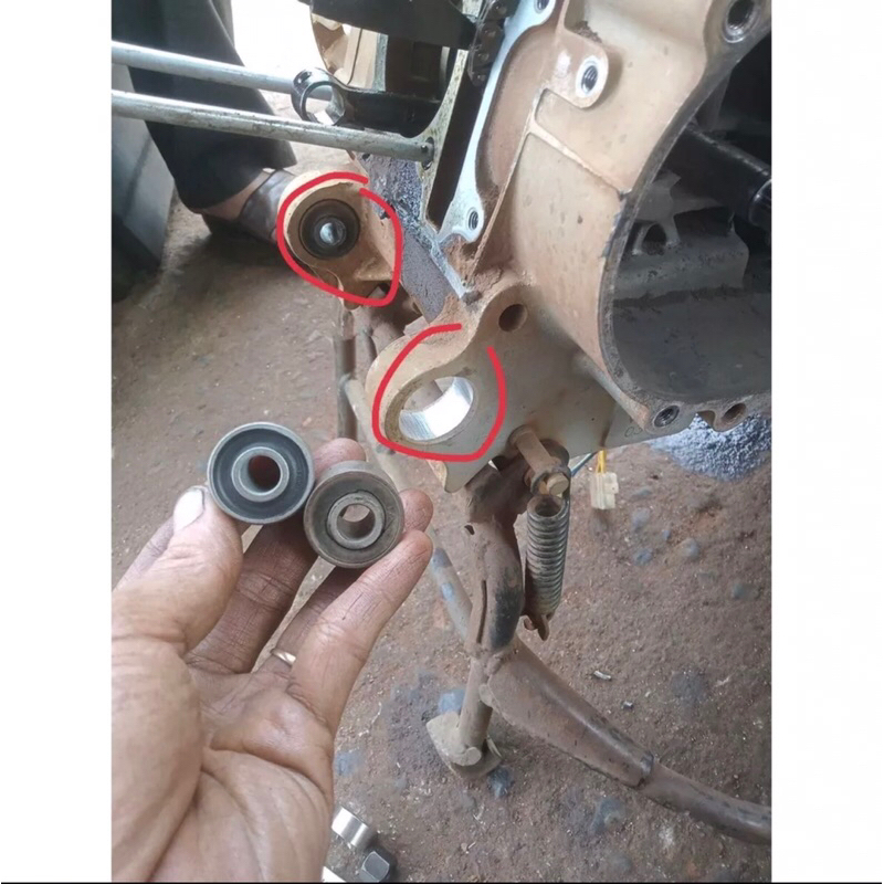 BẠC TREO MÁY AB 125 / VARIO/ SH MODE PCX / AB 110 / CLICK / VISION / LEAD ZIN HONDA