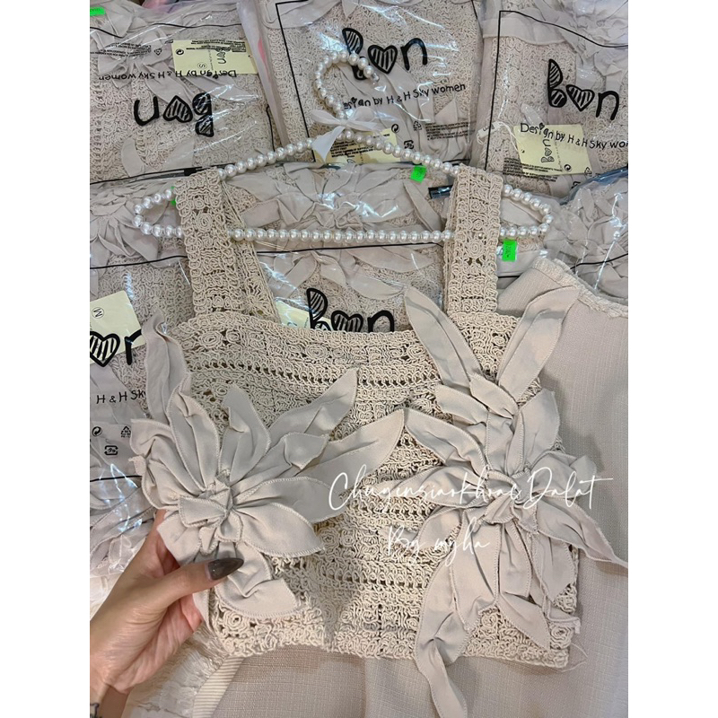 Set áo bra ren hoa thêu kèm chân váy xoè