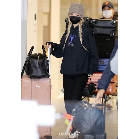 Áo nỉ có mũ hoodie giống Rosé Blackpink thần tượng Kpop