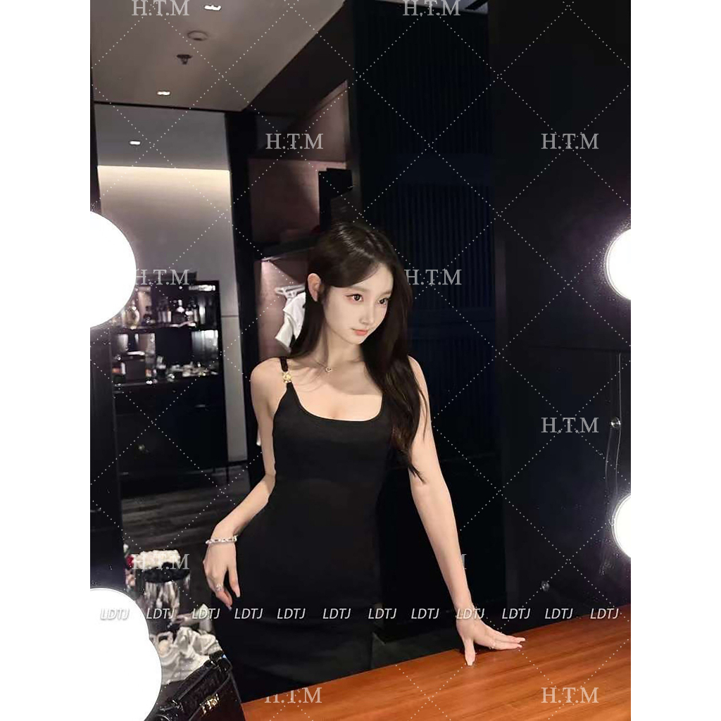 Váy hai dây hoạ tiết Versac