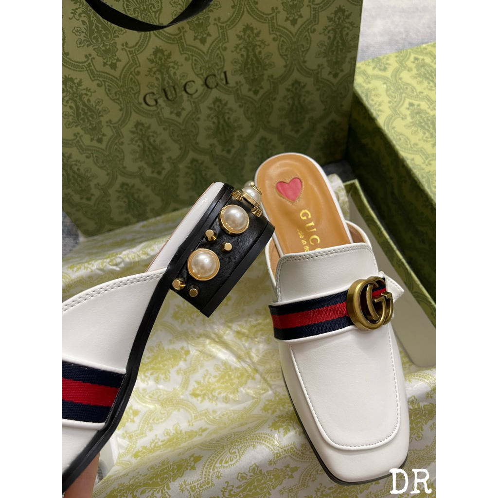 SỤC GC GÓT NGỌC