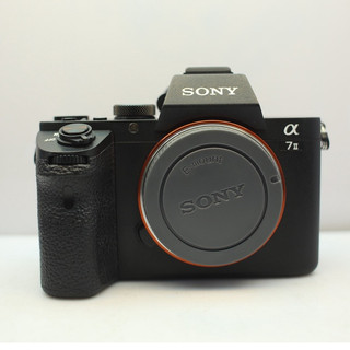 Máy ảnh Sony Alpha A7 Mark II