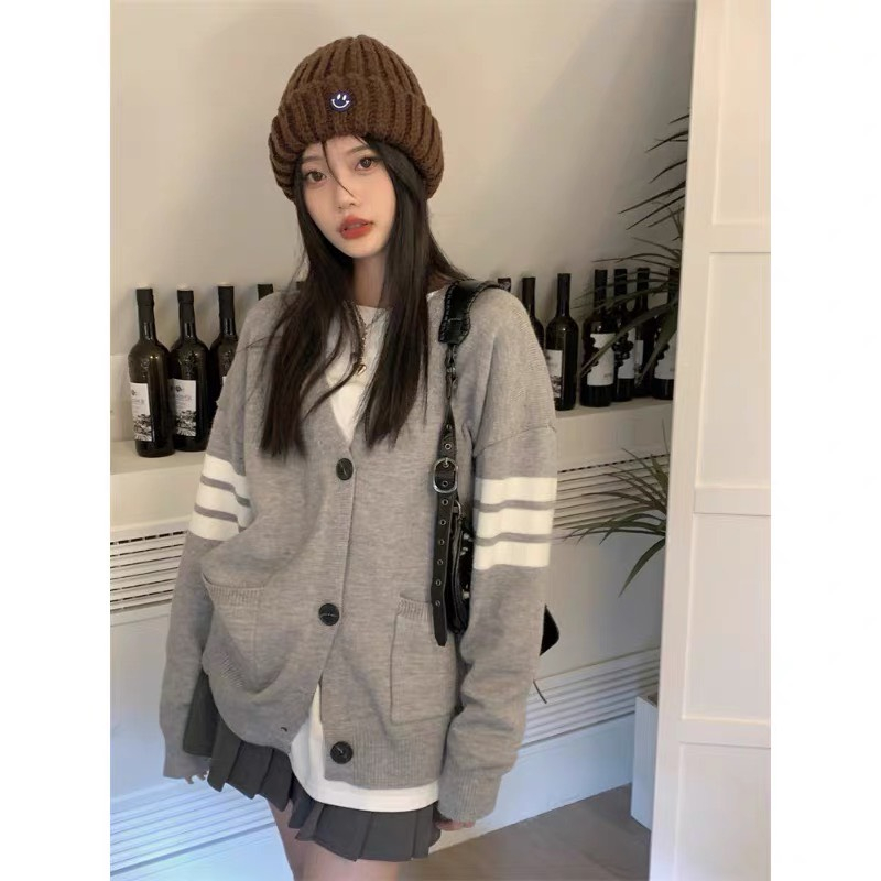 Áo khoác len cardigan có túi form rộng viền kẻ tay basic Deliz, chất len dày ấm mùa thu đông Bunny