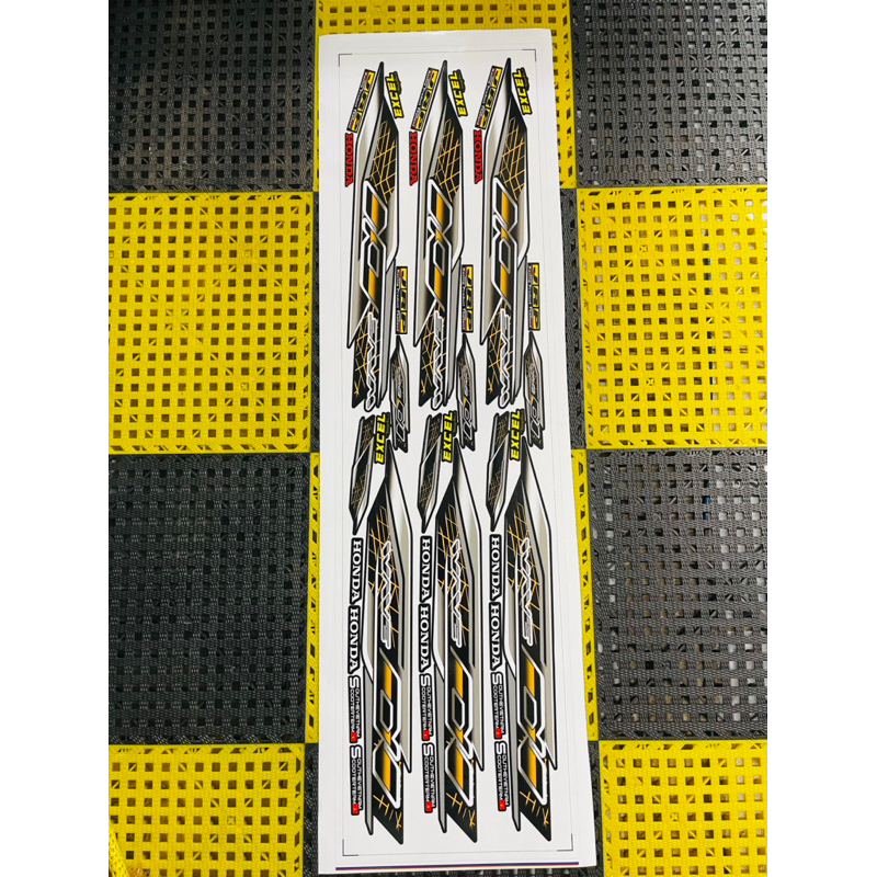 TEM ZIN HONDA WAVE 2024 XE ĐEN !