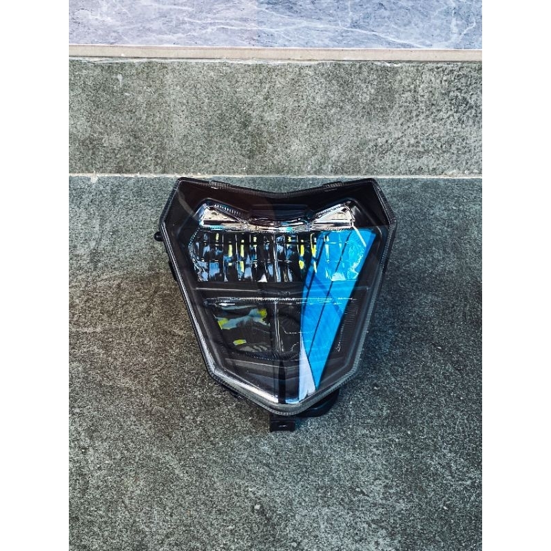 Đèn led Zinpat 2 tầng cho xe điện xmen