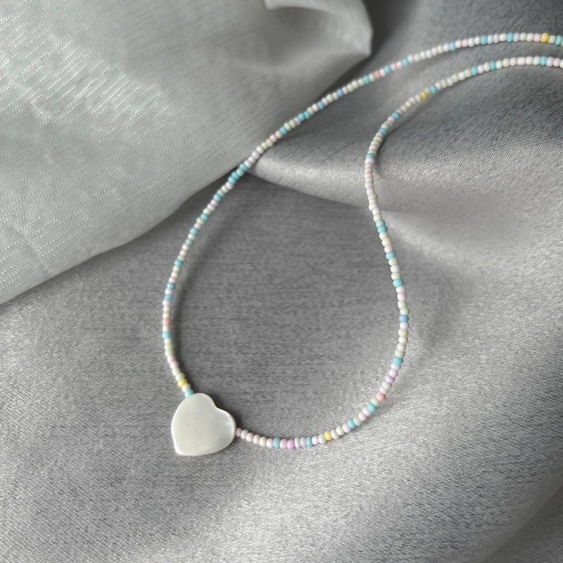 Vỏng Cổ Hạt Cườm Pastel Trái Tim Xà Cừ