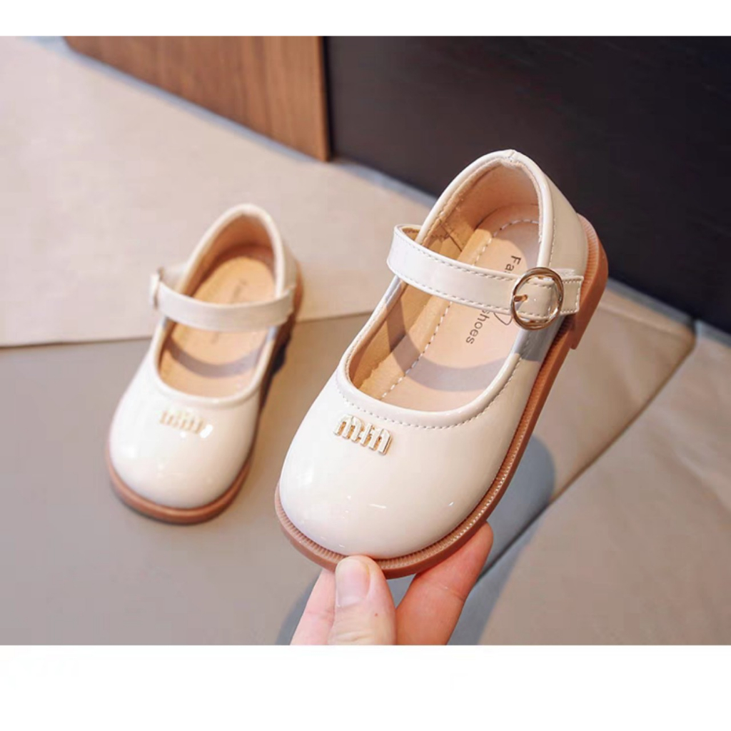 Giày búp bê công chúa cho bé gái sz 21-30, Giày bệt bé gái đính tag chữ Min da siêu mềm phong cách Hàn Quốc sành điệu