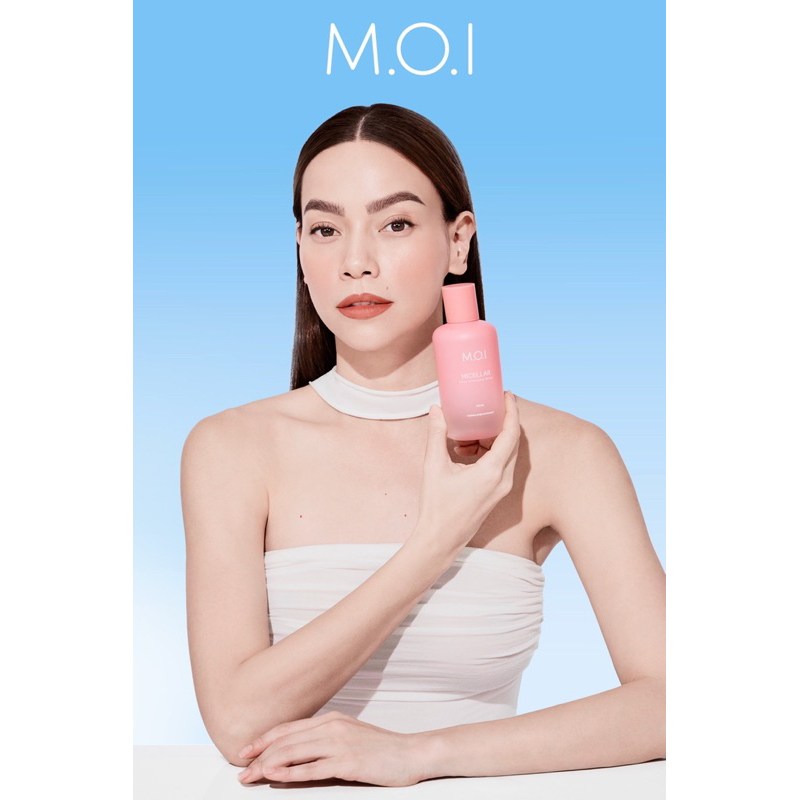 TẨY TRANG MINI 40ML NHÀ M.O.I.MICELLAR WATER . CHIẾT XUẤT THIÊN NHIÊN . SẠCH SÂU , DỊU NHẸ , KHÔNG CAY MẮT