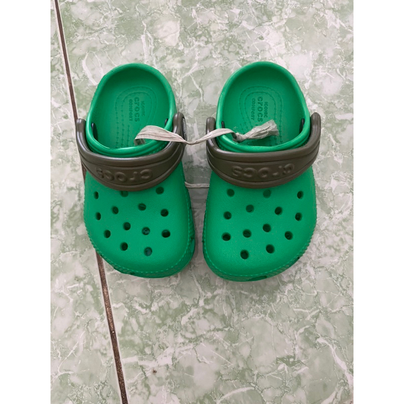 Sục Classic trẻ em xuất dư kèm 6 charm