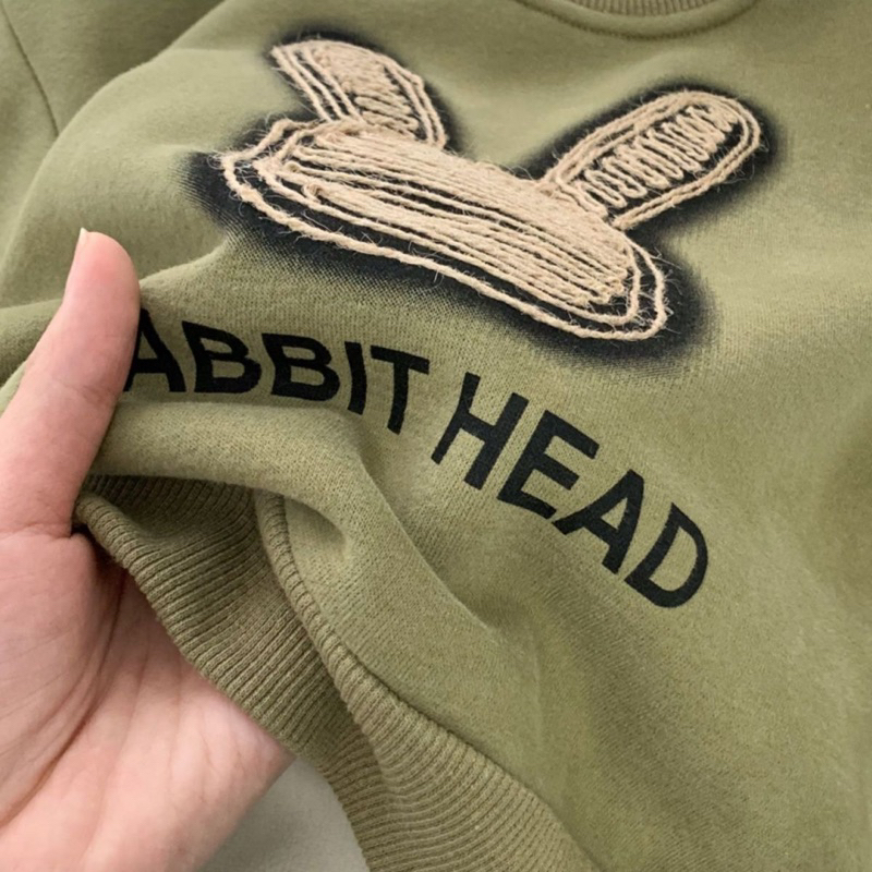 Áo sweater thỏ trần bông cho bé hoạ tiết thêu form rộng thời trang bé trai bé gái