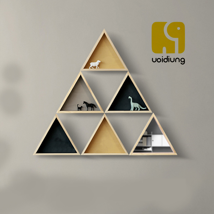 Kệ gỗ thông treo tường trang trí hình tam giác giá tại xưởng