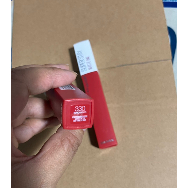 Son kem lì maybelline super stay matte ink lipstick  330 innovator. cam đỏ tươi 5ml