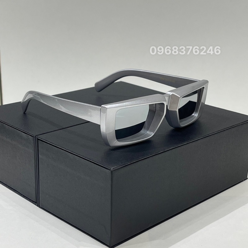 Kính PRA DA _ VUÔNG cực chất, 3 màu siêu cá tính, dáng kính basic