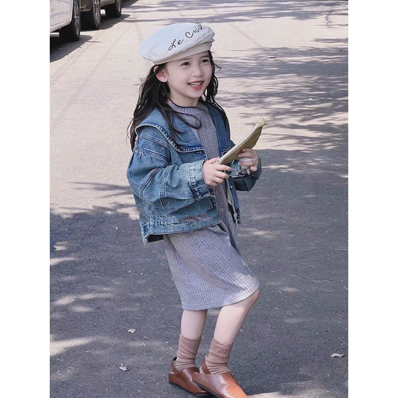 Váy tăm kèm áo khoác jean bò cho bé gái cá tính