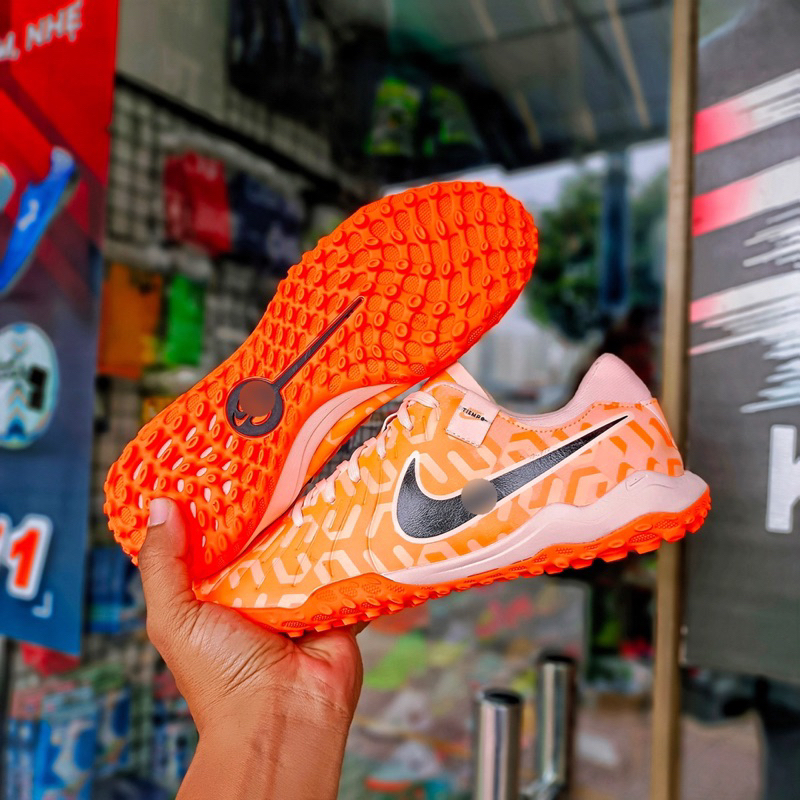 Giày bóng đá Tiempo Legend 10 Pro TF