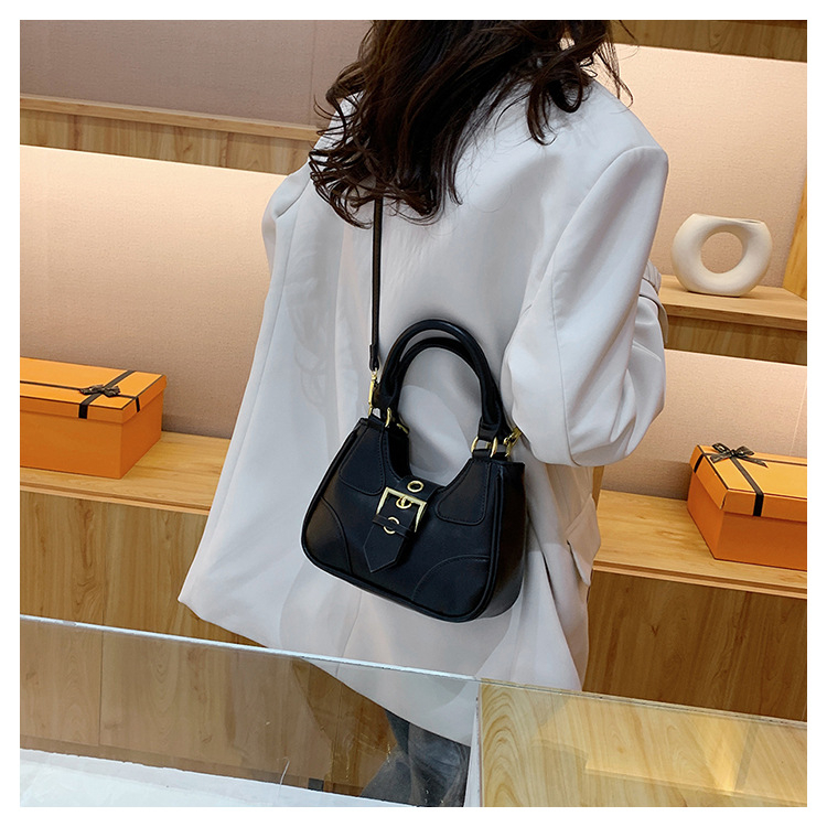 Túi xách nữ đeo chéo cầm tay đẹp mẫu mới 2023 đi làm đi chơi giá rẻ ROSASO TX21