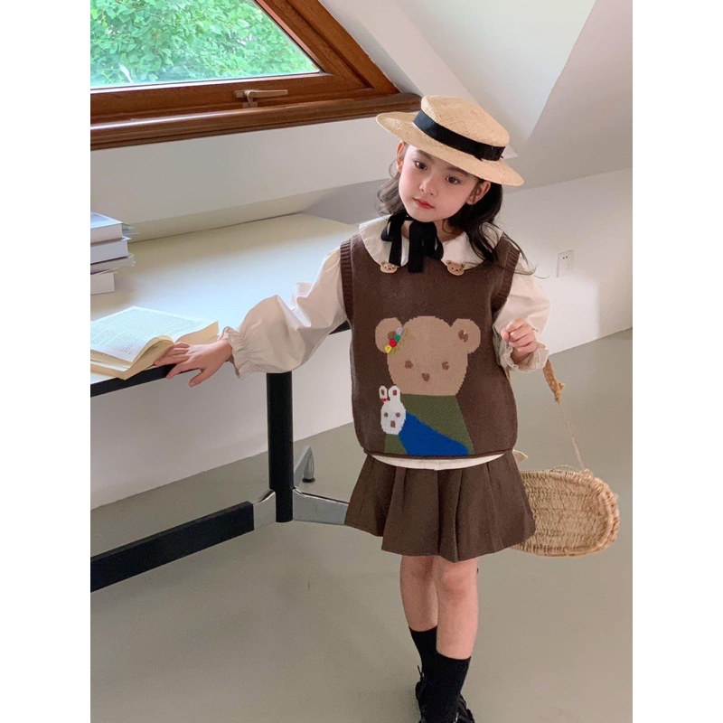 Set 3 chi tiết nâu: Áo ghile tổ ong + áo sơmi + chân váy