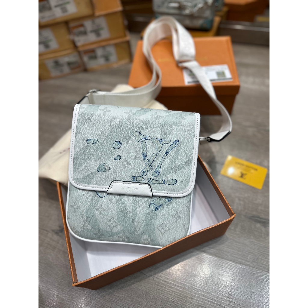 Túi Bag LV Backpack size 23hót hít 2023