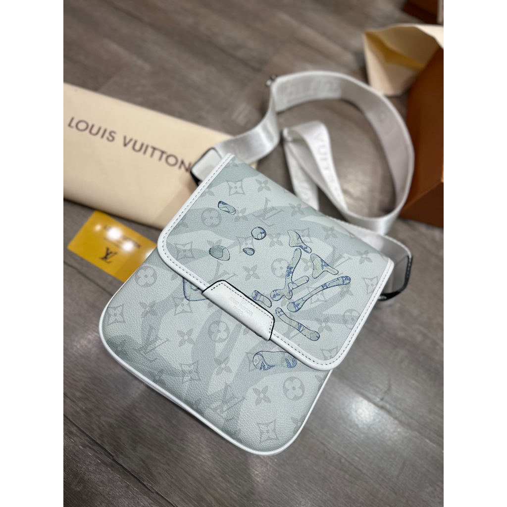 Túi Bag LV Backpack size 23hót hít 2023