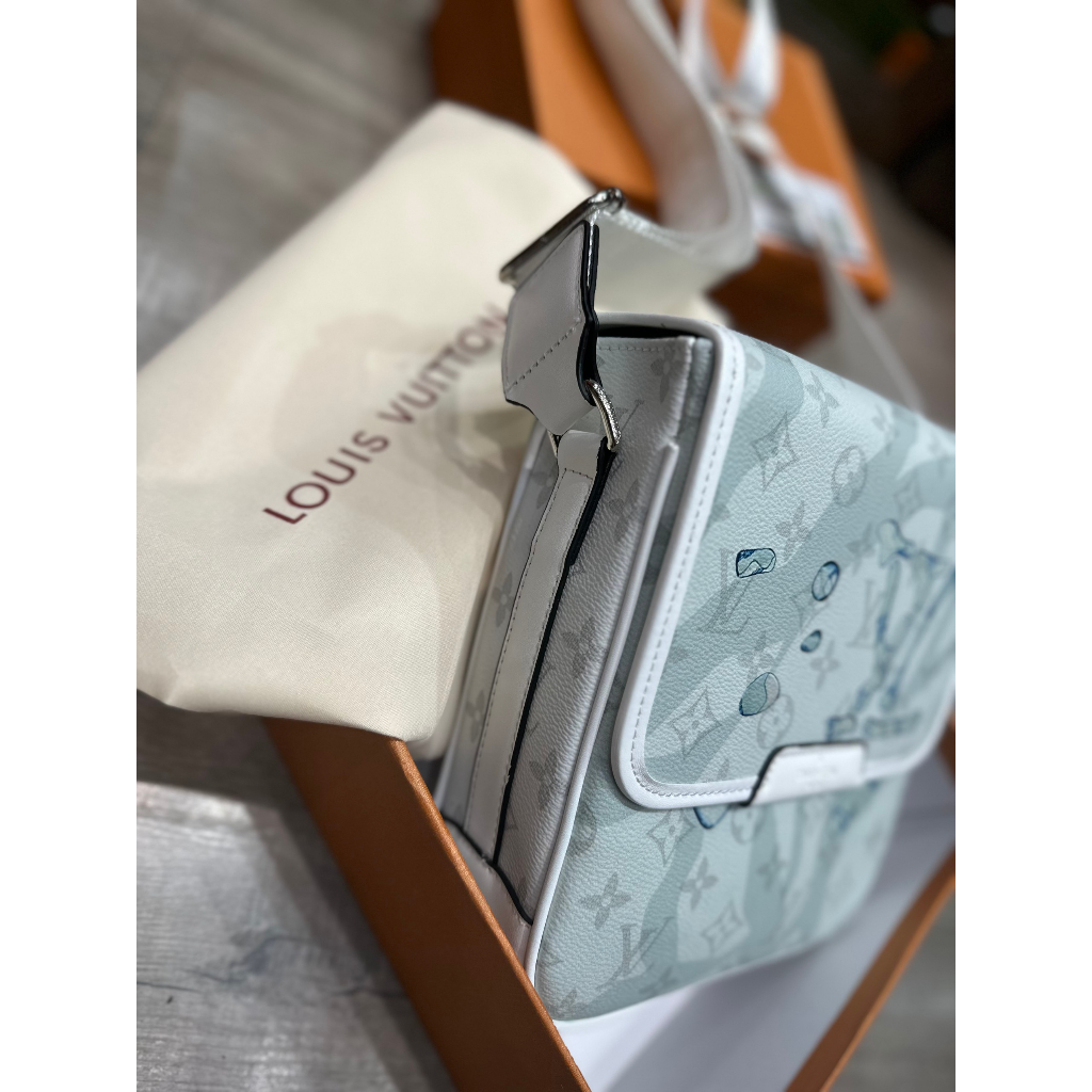 Túi Bag LV Backpack size 23hót hít 2023