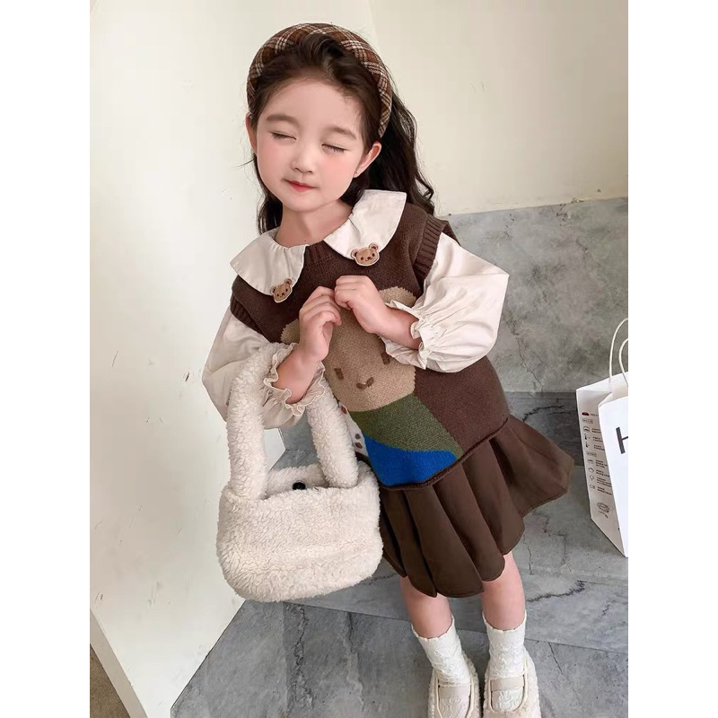 Set 3 chi tiết nâu: Áo ghile tổ ong + áo sơmi + chân váy