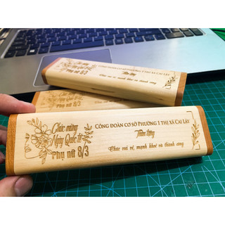 Viết gỗ khắc tên